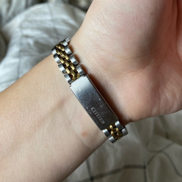 Citizen Opal Faced Watch - Picture 3 of 8